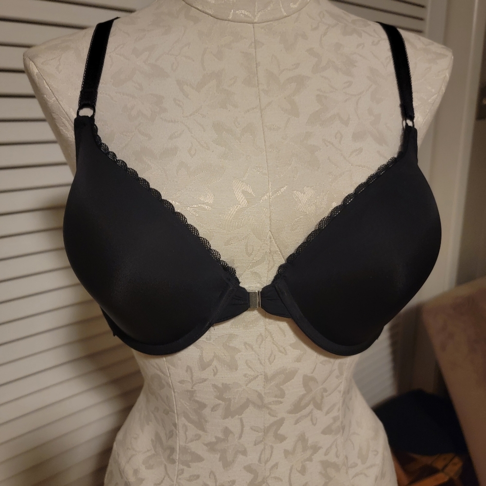 Adore Me Black Lace Front Close Racer Back Bra 36DD